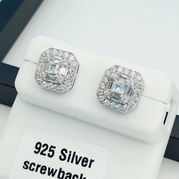 "925 Sterling Silver Cubic Zirconia Earrings, UU1P6A6101 - Picture 1 of 10